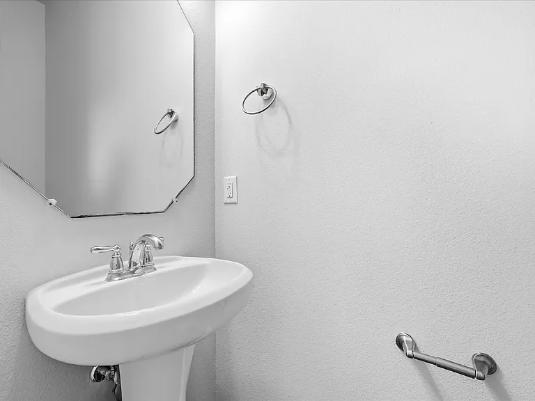 4904 Empire Way — Photo 29