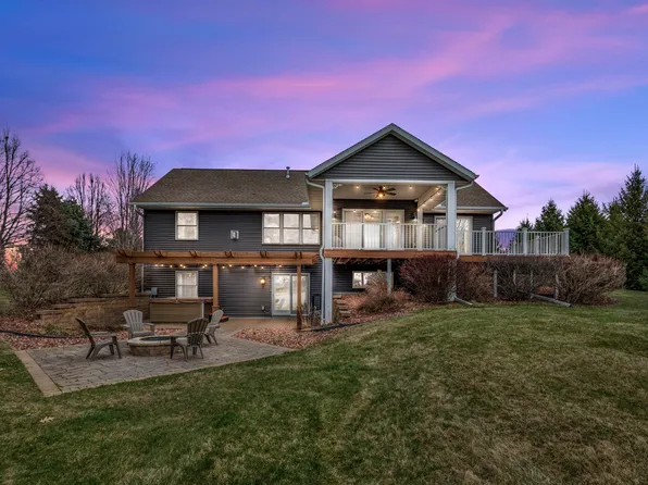 N5961 Cass Ct, Green Lake, WI 54941