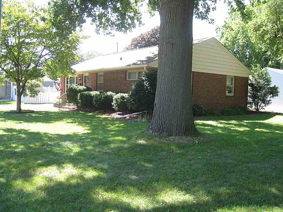 2nd image of 3800 34th St