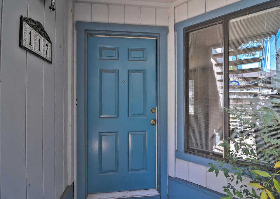 1st image of 117 E Latimer Ave