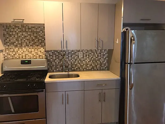 Rented by Premier Metro Realty Corp | media 13