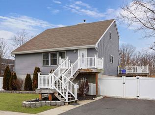 425 Park Ave, Union Beach, NJ 07735