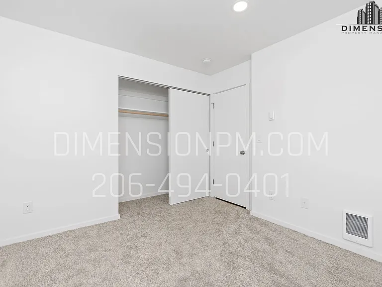 Lincoln Flats — Photo 28
