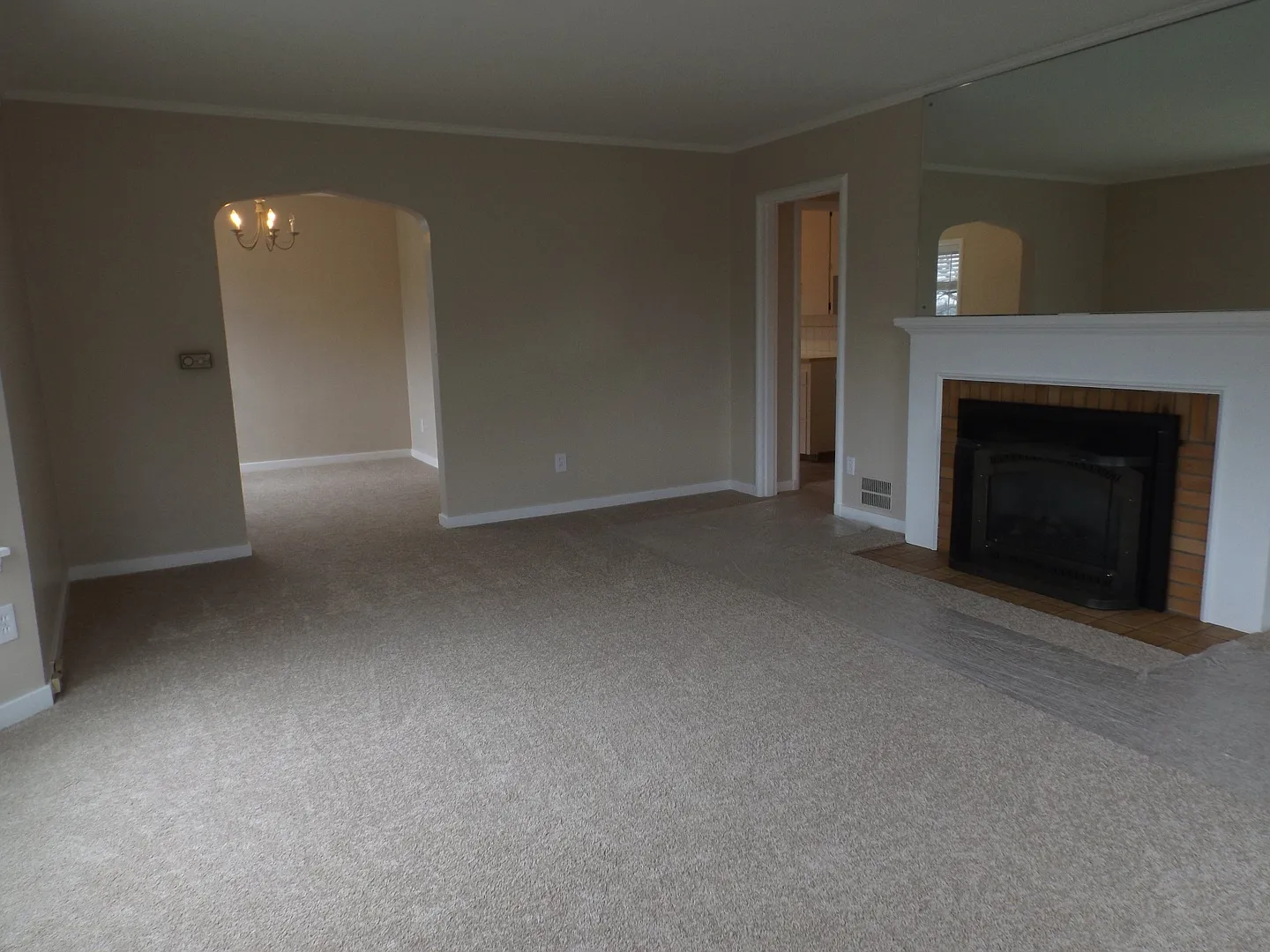 Price Improvement - Beautiful Home In Prime Location Bordering Crown Hill and Whittier Heights! — Photo 3