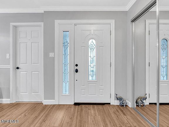 3rd image of 755 Congress Street