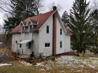 101 Oliver Ln, Wilkes Barre, PA 18706
