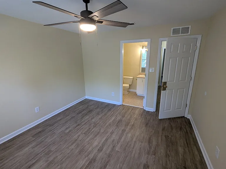 705 W Georgia St #1 — Photo 13