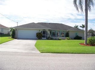 26 NW 28th Ter, Cape Coral, FL 33993