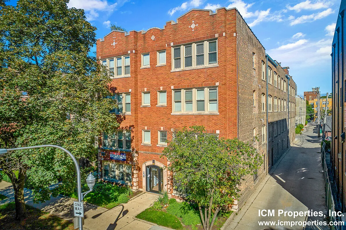 Building Photo - 3912 N Janssen Ave #1