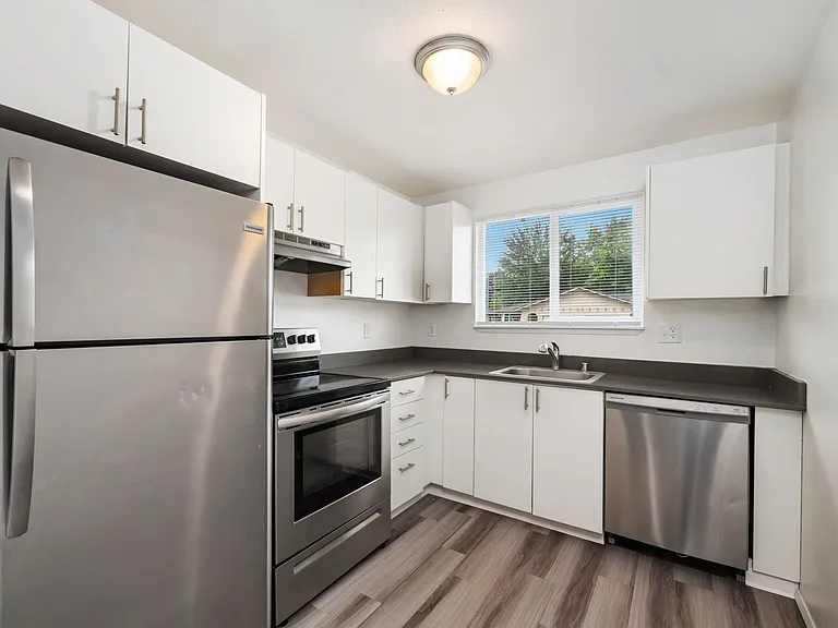2222 L St NE #A — Photo 27
