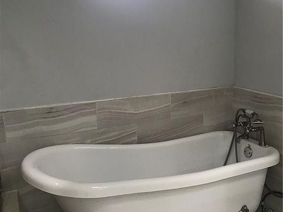4th image of 2817 Piedra Dr