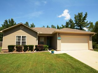 121 Weathering Dr, Austin, AR 72007