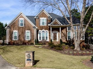 630 Olde Shire Ct, Roswell, GA 30075