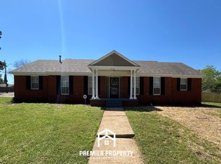 1565 Bonnie Dr, Memphis, TN 38116