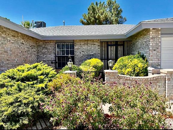 2nd image of 4348 Loma Alegre Dr