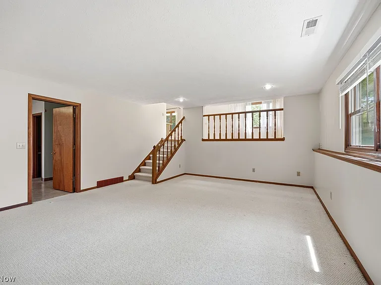 5034 Medhurst Ave — Photo 19