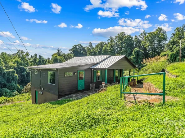 4576 Saint Pauls Church Rd, Morganton, NC 28655