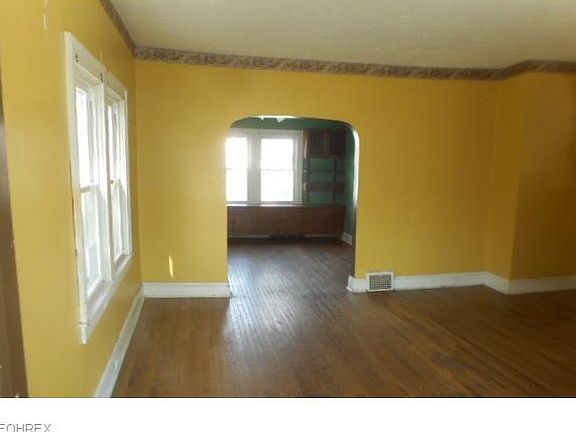 2nd image of 3484 W 118th St