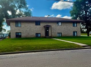 650 1st St SE #3, Saint Cloud, MN 56304