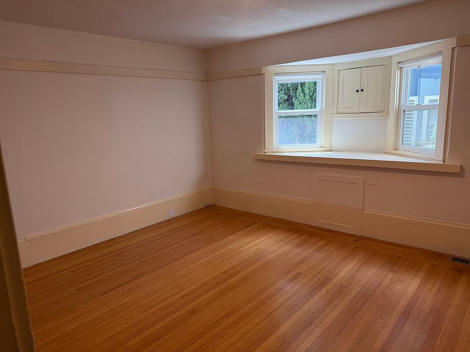 1st image of 4360 Everett Ave APT C