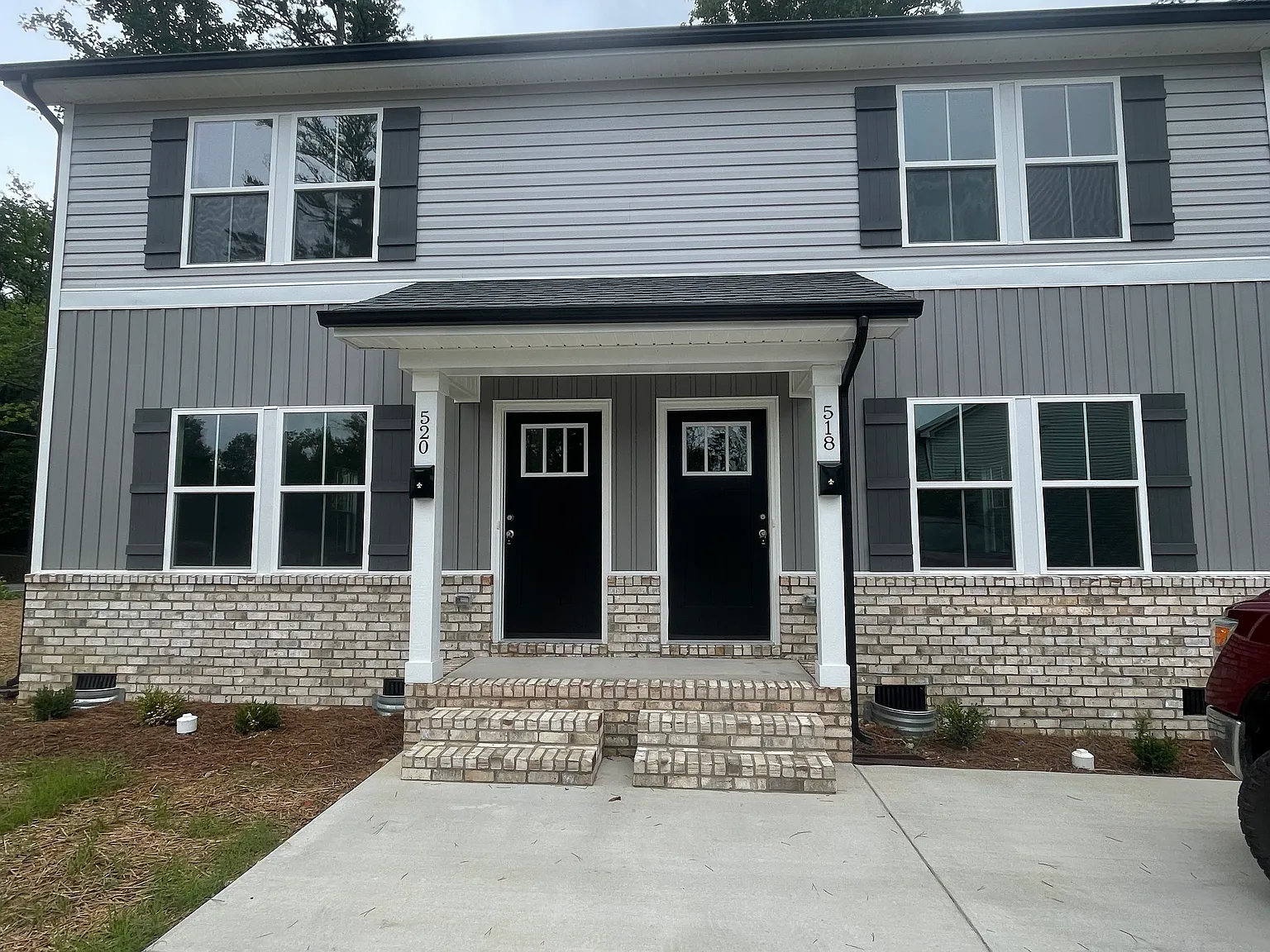 3 bed, 1296 sqft, $1,675 — Photo 2