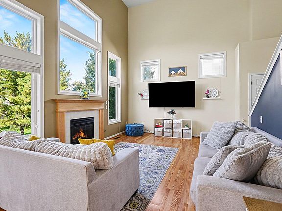 4th image of 5405 Maple Hill Ave SE