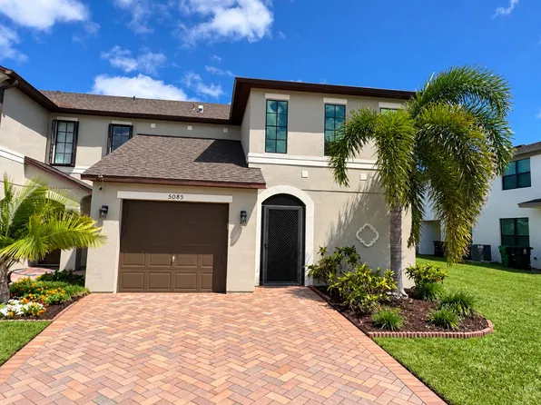 5085 NW Coventry Cir, Port Saint Lucie, FL 34986
