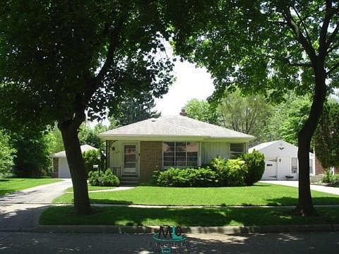 1st image of 13631 Balfour St