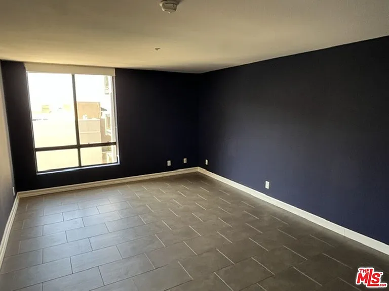 7320 Hawthorn Ave #308 — Photo 4