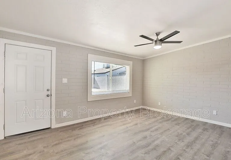 1538 E Pierce St #B — Photo 6