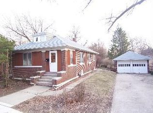 105 E 2nd St, Lockport, IL 60441