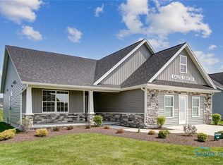 15146 E Sunset Maple Dr, Perrysburg, OH 43551