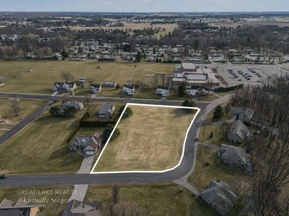 545 Wittenberg Path, Saint Joseph, MI 49085