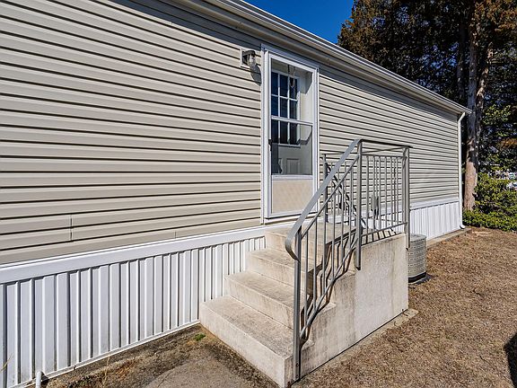 Exterior Image-3-EAGLE RIVER 614 Southwind Village