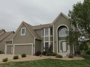 17653 W 159th Ter, Olathe, KS 66062