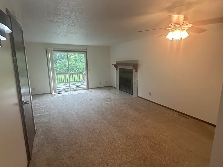 1936 Tennyson Ave NE — Photo 11