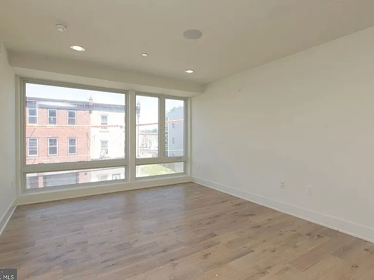 Newly Constructed Apartments in Fishtown — Photo 12