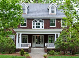 1722 Windsor Pl, Louisville, KY 40204