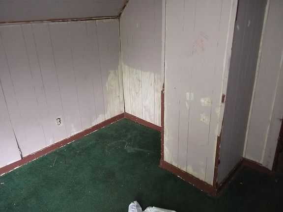 2nd image of 1114 W Adrian G Hinton Ave