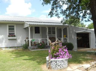 3261 Walnut Cir, Flemington, MO 65650