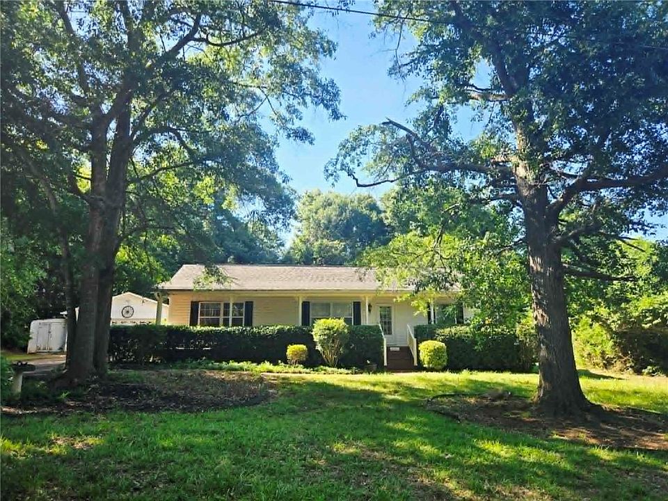 1st image of 202 Keith Ln