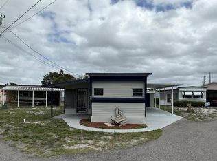 8 Lake Breeze Dr #A, Tavares, FL 32778