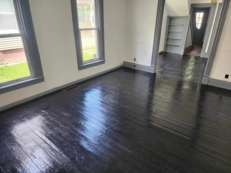 631 Main St #1 — Photo 7