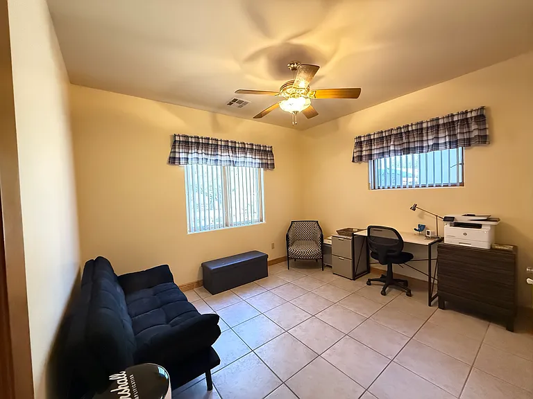 2105 W Gold Dust Ln — Photo 12