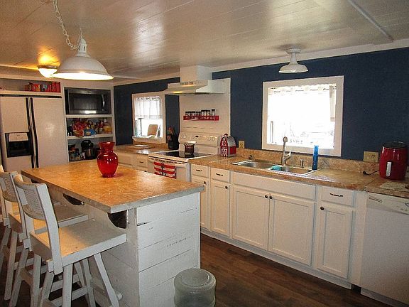 5th image of 167 Lakeview Dr