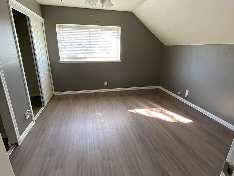 824 Kingswood Ave — Photo 11