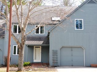 8 Foxglove Ct, Yarmouth, ME 04096