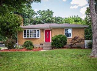 7411 Highview Dr, Louisville, KY 40228