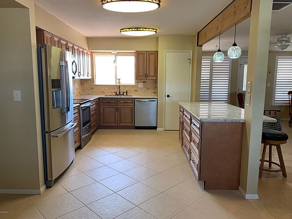 4th image of 10528 W Bright Angel Cir