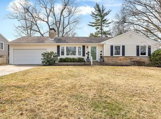 408 Honeysuckle Ln, Saint Louis, MO